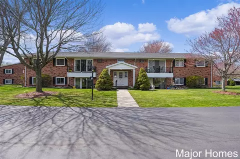 5350 Southbrook #20, Hudsonville, MI 49426
