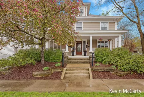 1006 Cherry, Grand Rapids, MI 49506