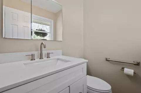 Bath - 13392 Rainbow Dr, Gregory, MI 48137 photo 2 of 3