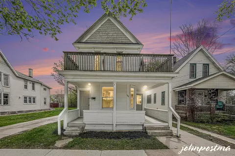 11081110 Muskegon, Grand Rapids, MI 49504