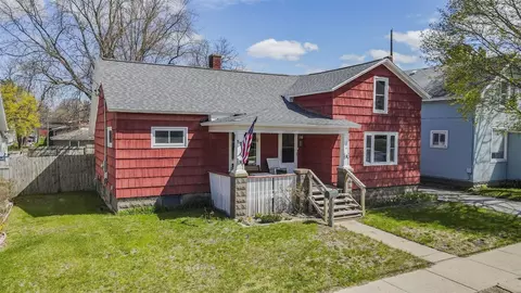 176 Lincoln, Manistee, MI 49660
