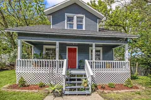 3916 S Burdick, Kalamazoo, MI 49001
