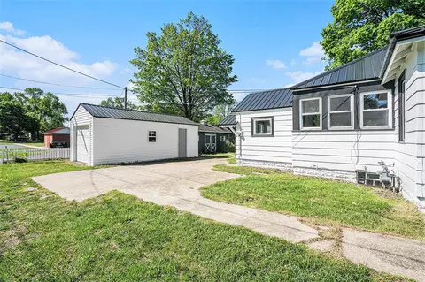 Exterior - 160 W Fourth, Constantine, MI 49042 photo 2 of 2