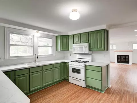 1497 State, Algonac, MI 48001 photo 4