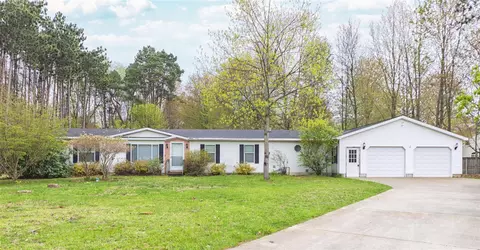 67294 Becky, South Haven, MI 49090