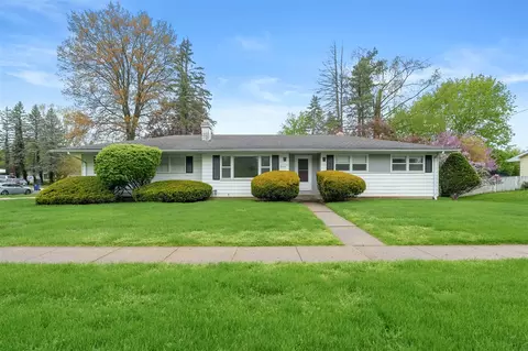 2516 Alamo, Kalamazoo, MI 49006
