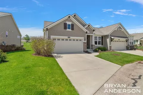 441 W Abbey Ml, Ada, MI 49301