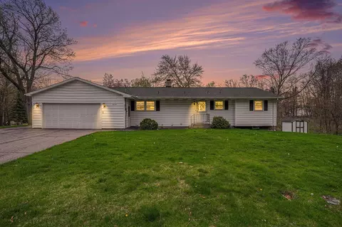 1634 Woodlawn, Grand Haven, MI 49417