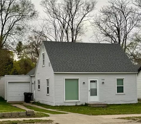 1936 W Sherman, Muskegon, MI 49441