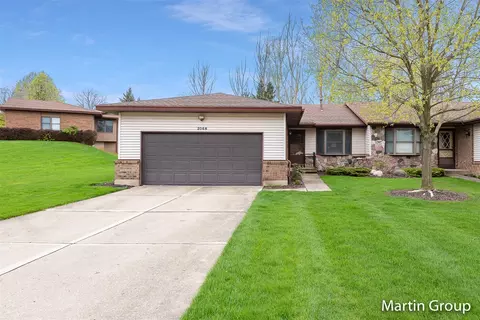 2068 Ter Van, Grand Rapids, MI 49505