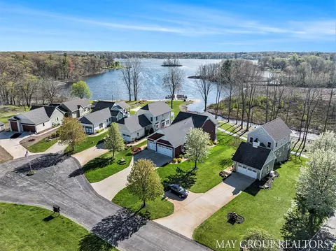 13460 Cottage Vw, Gowen, MI 49326