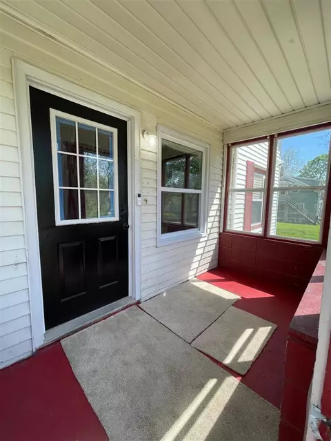 Exterior - 206 Mitchell, Jackson, MI 49203 photo 2 of 2