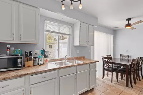 15415 Harriet, Romulus, MI 48174 photo 12