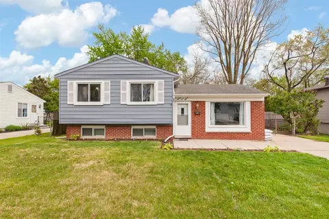 15415 Harriet, Romulus, MI 48174