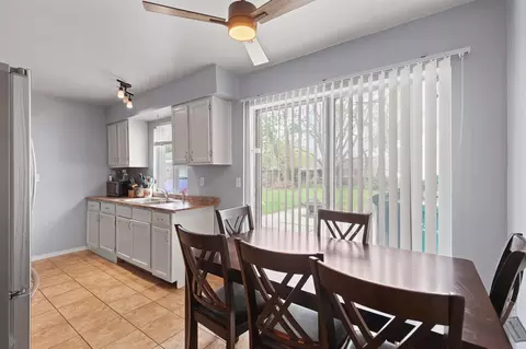 15415 Harriet, Romulus, MI 48174 photo 13