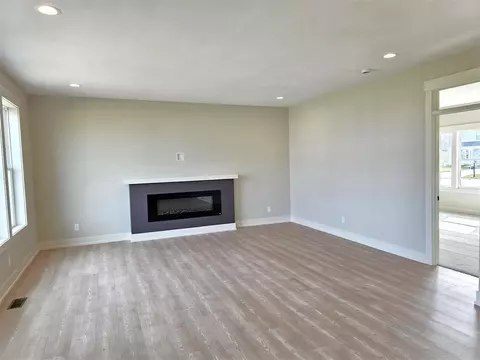 8306 Eagle Peak, Jenison, MI 49428 photo 11