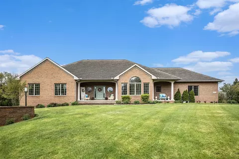 834 Joseph, Chelsea, MI 48118