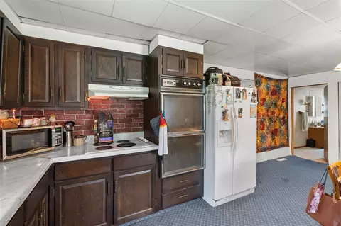 Kitchen - 24224 Third, Mattawan, MI 49071 photo 3 of 3