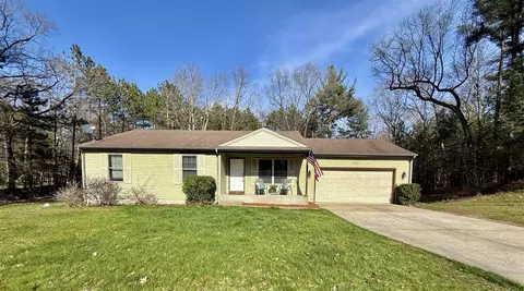 2184 Sugaridge, Muskegon, MI 49445