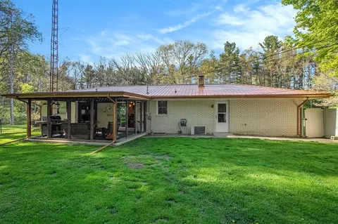 Exterior - 1750 Briar, Niles, MI 49120 photo 6 of 9