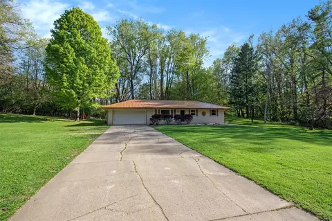 Exterior - 1750 Briar, Niles, MI 49120 photo 8 of 9