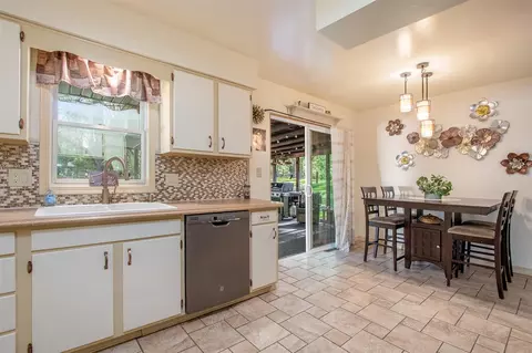 Kitchen - 1750 Briar, Niles, MI 49120 photo 5 of 5