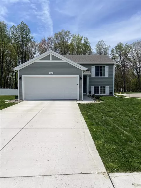 336 Lotz, Wayland, MI 49348
