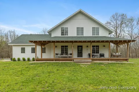 3670 Hunters Crk, Hamilton, MI 49419