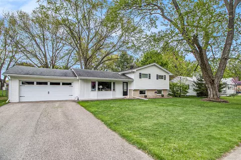 8237 Lovers, Portage, MI 49002