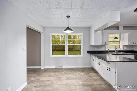 745 9th, Plainwell, MI 49080 photo 5