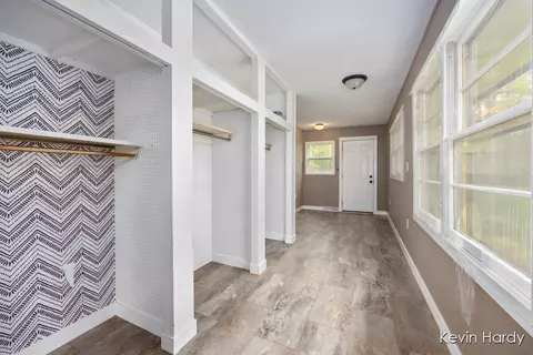 745 9th, Plainwell, MI 49080 photo 6