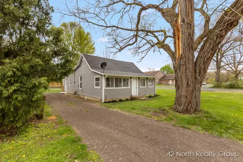 411 Russell, Allegan, MI 49010