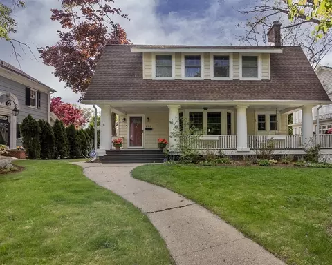 2318 Glenwood, Kalamazoo, MI 49008