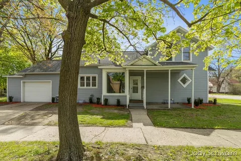 527 E Apple, Muskegon, MI 49442