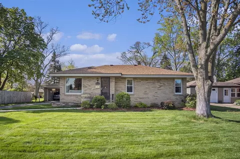 4028 Pineview, Grandville, MI 49418
