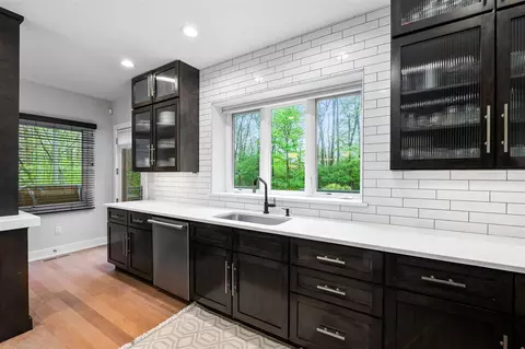 Kitchen - 33192 Old Post, Niles, MI 49120 photo 1 of 4