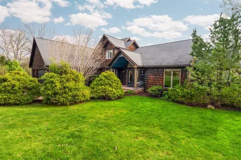 4138 W Loch Alpine, Ann Arbor, MI 48103