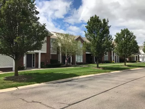 45673 Heather Rdg, Macomb, MI 48044