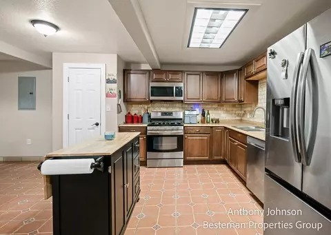 Kitchen - 1237 N Birch, White Cloud, MI 49349 photo 4 of 6
