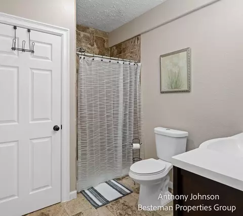 Bath - 1237 N Birch, White Cloud, MI 49349 photo 2 of 3