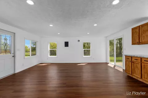 Living - 311 W Fenwick, Fenwick, MI 48834 photo 3 of 4