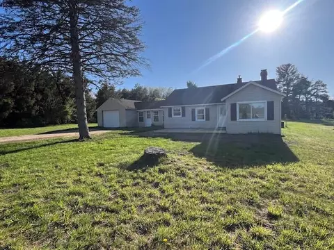 1232 26th, Allegan, MI 49010