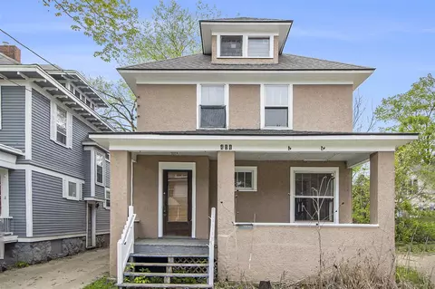 414 Davis, Kalamazoo, MI 49007