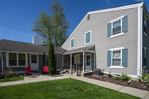 41749 Onaway, Northville, MI 48167