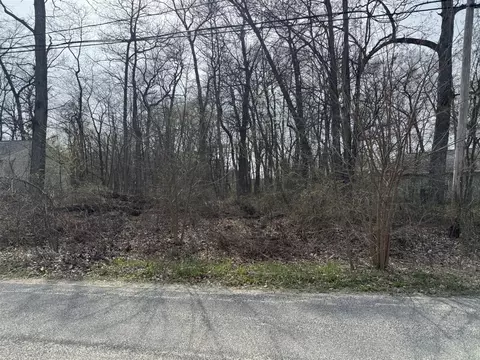 S Woodland, Muskegon, MI 49442