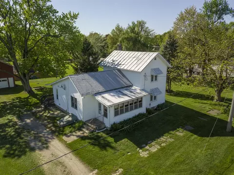 120 S Mackinaw, Waldron, MI 49288