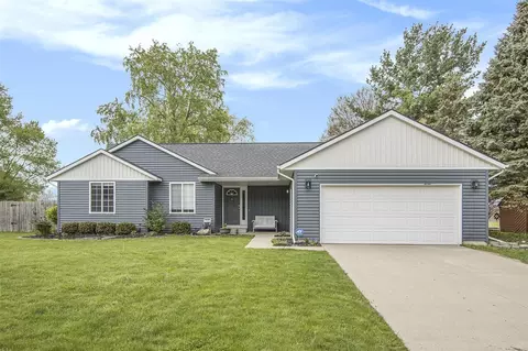 170 Country Clb, Plainwell, MI 49080