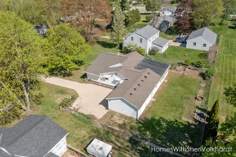 5150 Wakefield, Comstock Park, MI 49321