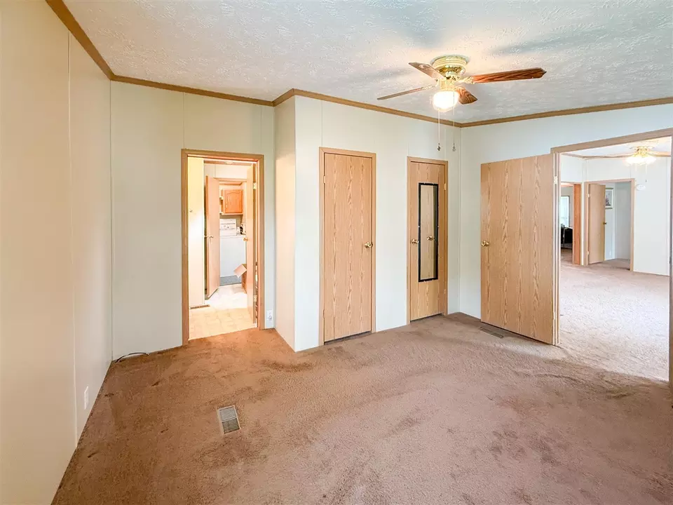 Bedroom - 4326 Laurel, Jackson, MI 49201 photo 2 of 5