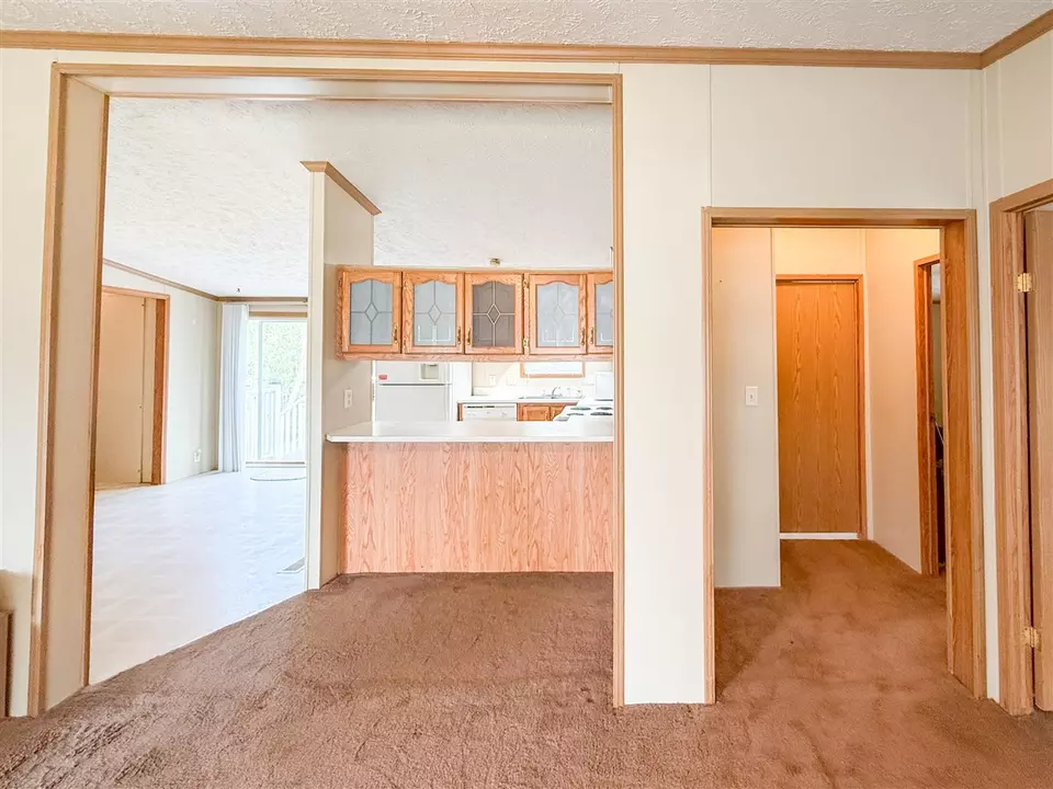 Entry Way - 4326 Laurel, Jackson, MI 49201 photo 1 of 2